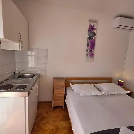 Διαμέρισμα 30 Μακάρσκα